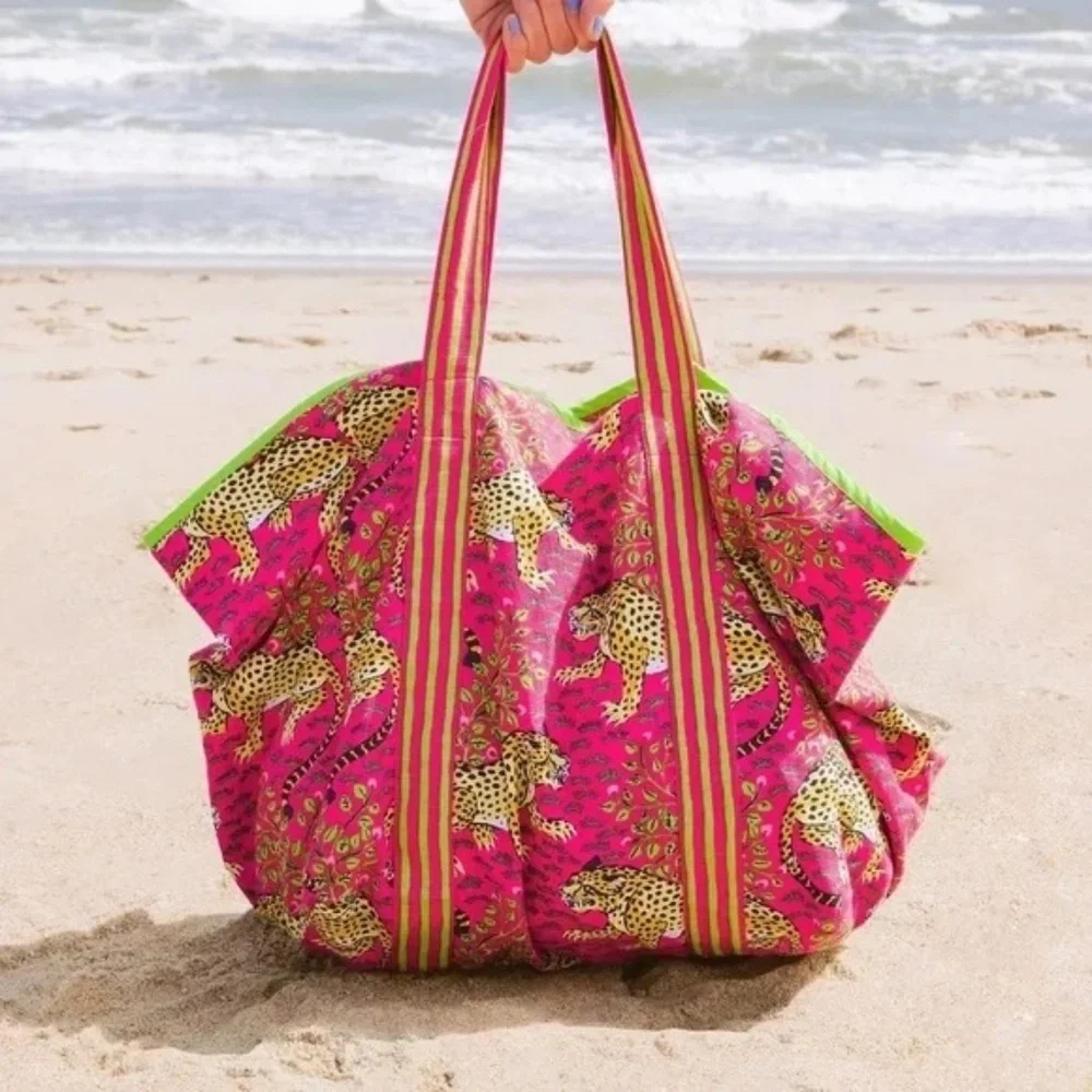 NWT Printfresh Bagheera Pink Beach Bag
